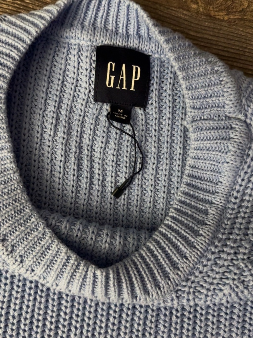 GAP Women’s Blue Ribbed Crewneck Sweater - Picture 2 of 2